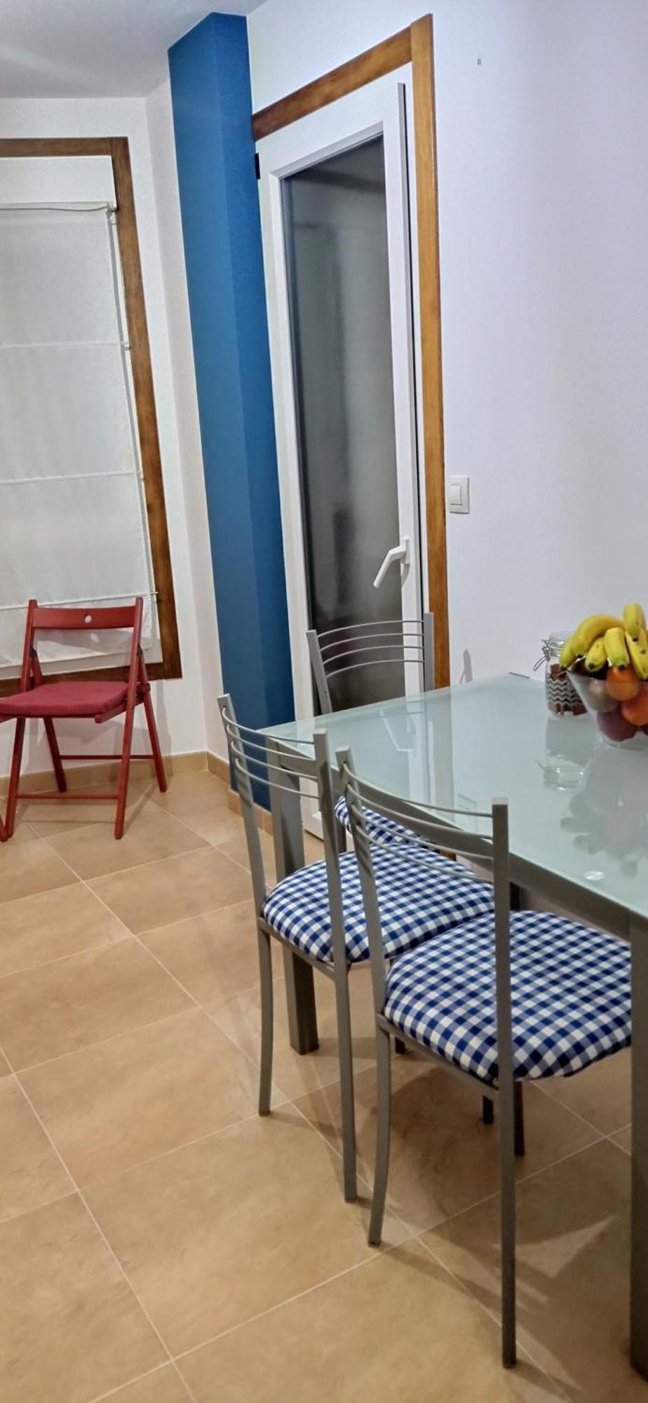 Suite In Shared Apartment Cee Exterior foto